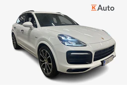 Valkoinen Porsche Cayenne 2019 kuva 1.