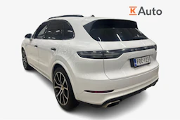 Valkoinen Porsche Cayenne 2019 kuva 2.