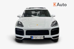 Valkoinen Porsche Cayenne 2019 kuva 4.