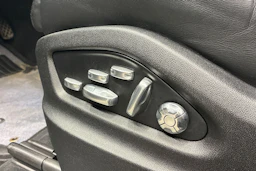 Valkoinen Porsche Cayenne 2019 kuva 27.
