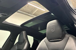 Valkoinen Porsche Cayenne 2019 kuva 29.