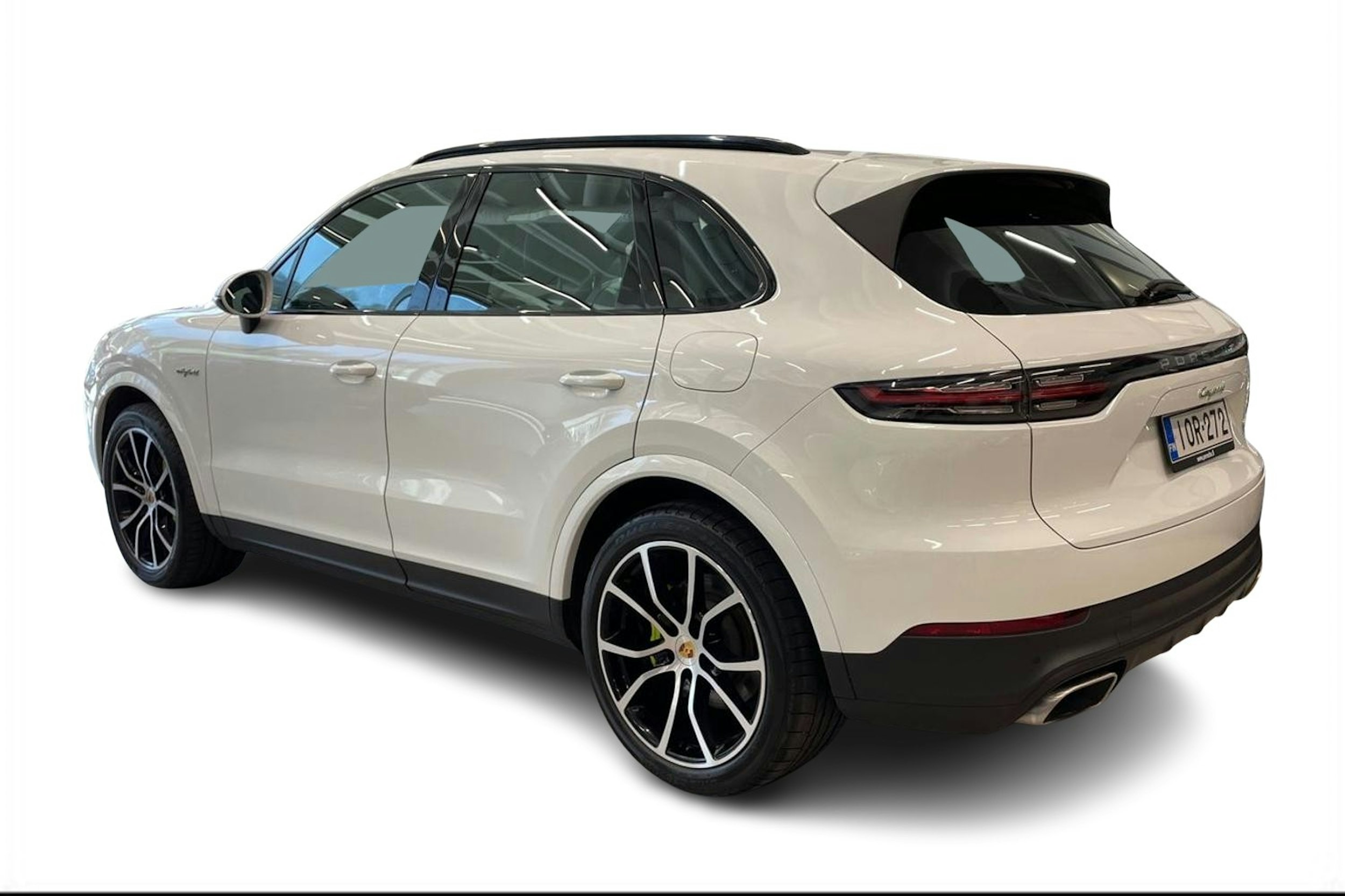 valkoinen Porsche Cayenne 2019 kuva 2.