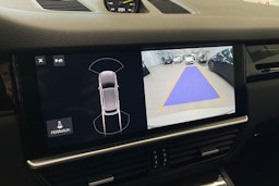 valkoinen Porsche Cayenne 2019 kuva 14.