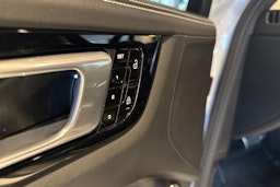 valkoinen Porsche Cayenne 2019 kuva 10.