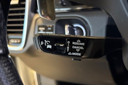 valkoinen Porsche Cayenne 2019 kuva 14.