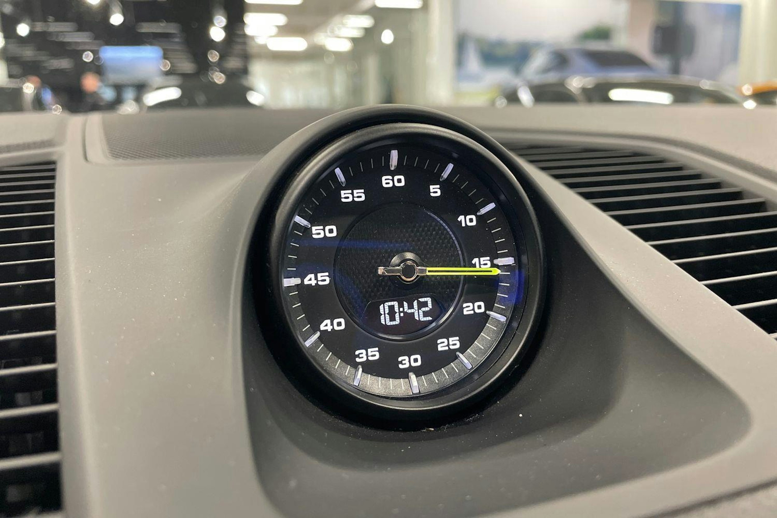 Musta Porsche Cayenne 2019 kuva 14.