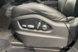 Musta Porsche Cayenne 2019 kuva 17.