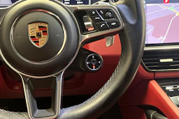 harmaa Porsche Cayenne 2019 kuva 9.