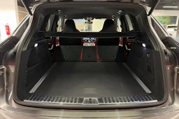 harmaa Porsche Cayenne 2019 kuva 27.