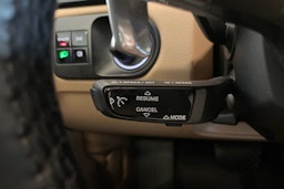 Valkoinen Porsche Cayenne 2019 kuva 15.