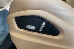 Valkoinen Porsche Cayenne 2019 kuva 16.