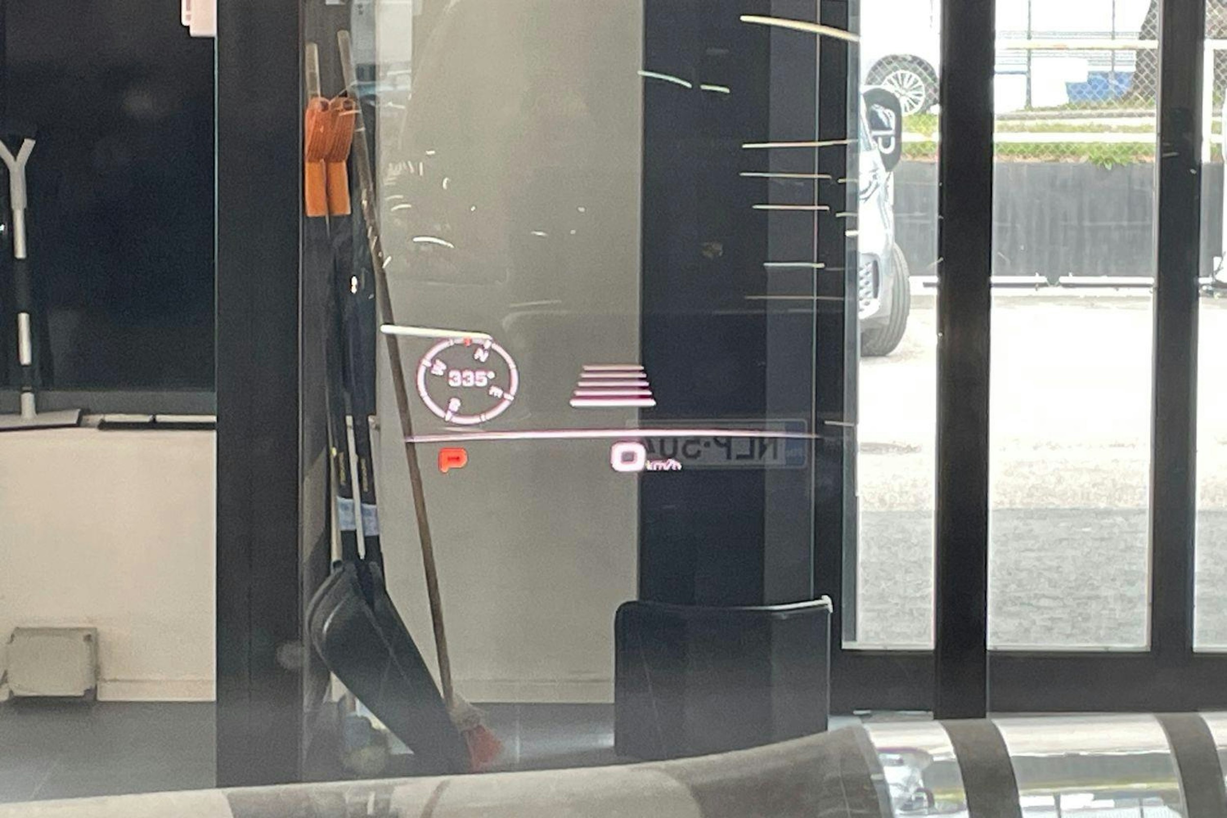 Harmaa Porsche Cayenne 2019 kuva 22.