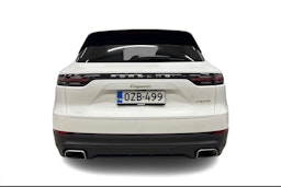Valkoinen Porsche Cayenne 2019 kuva 3.