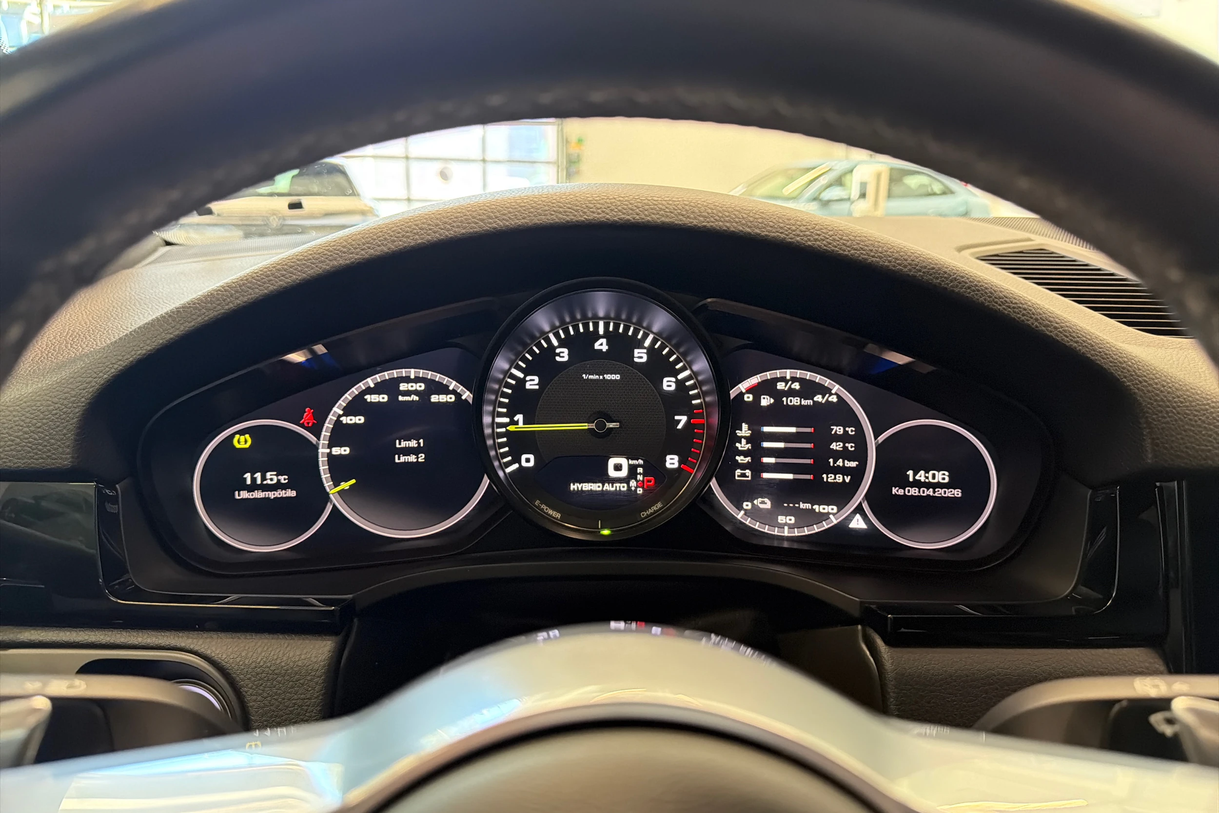 Musta Porsche Cayenne 2019 kuva 18.
