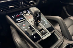 Musta Porsche Cayenne 2019 kuva 19.