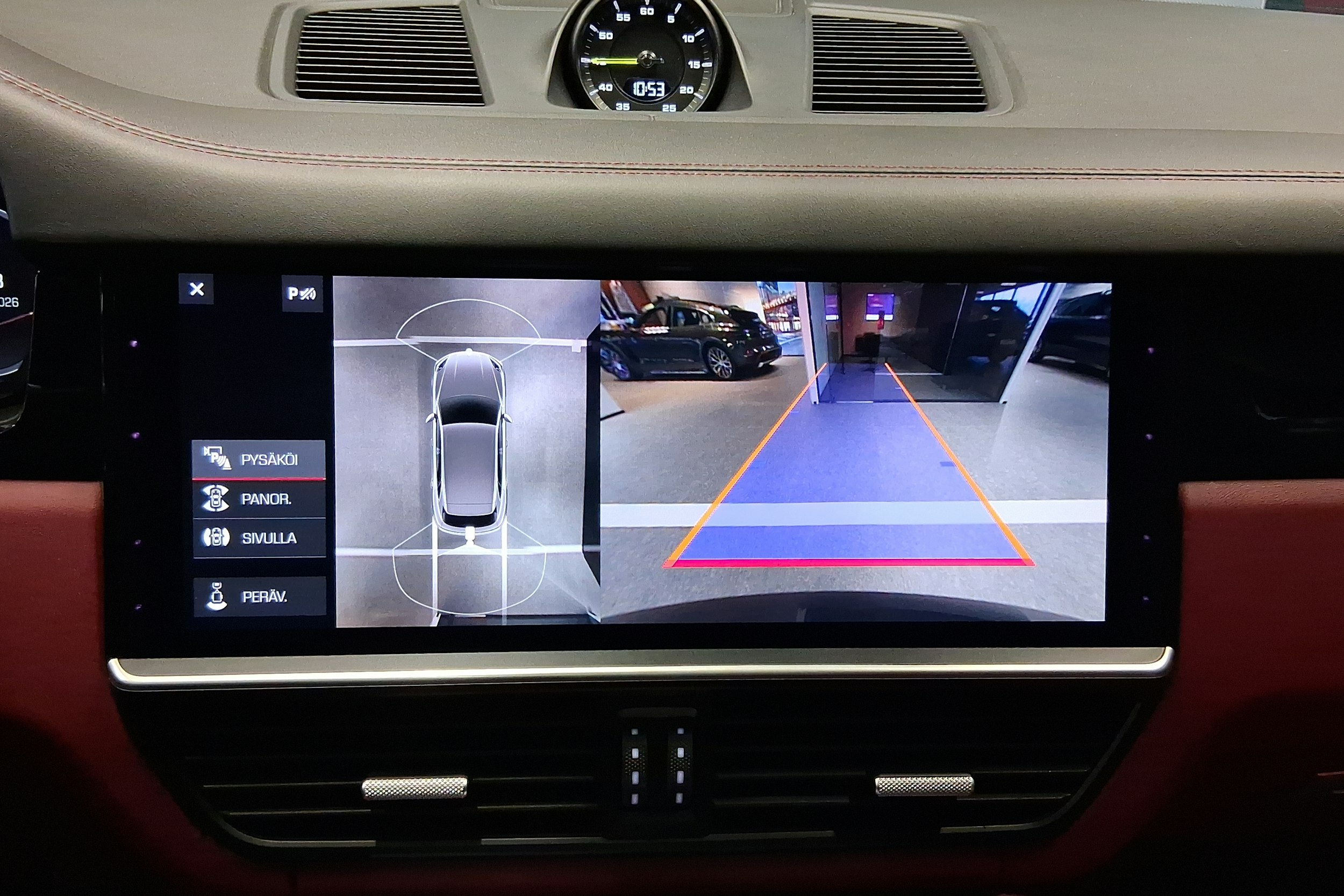 sininen Porsche Cayenne 2019 kuva 17.