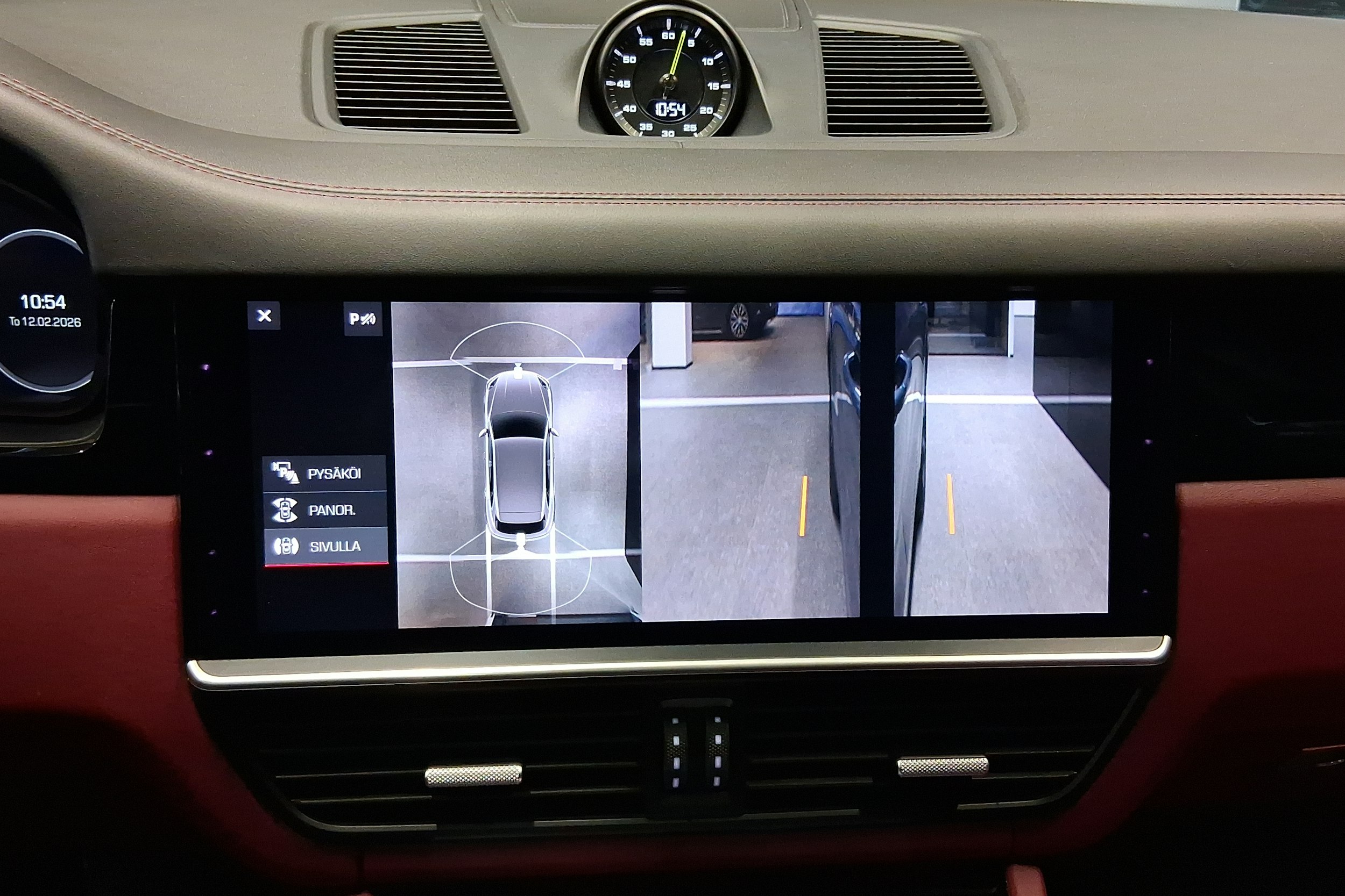 sininen Porsche Cayenne 2019 kuva 18.