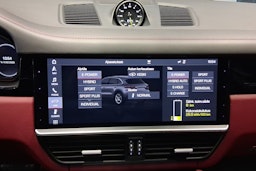 sininen Porsche Cayenne 2019 kuva 19.