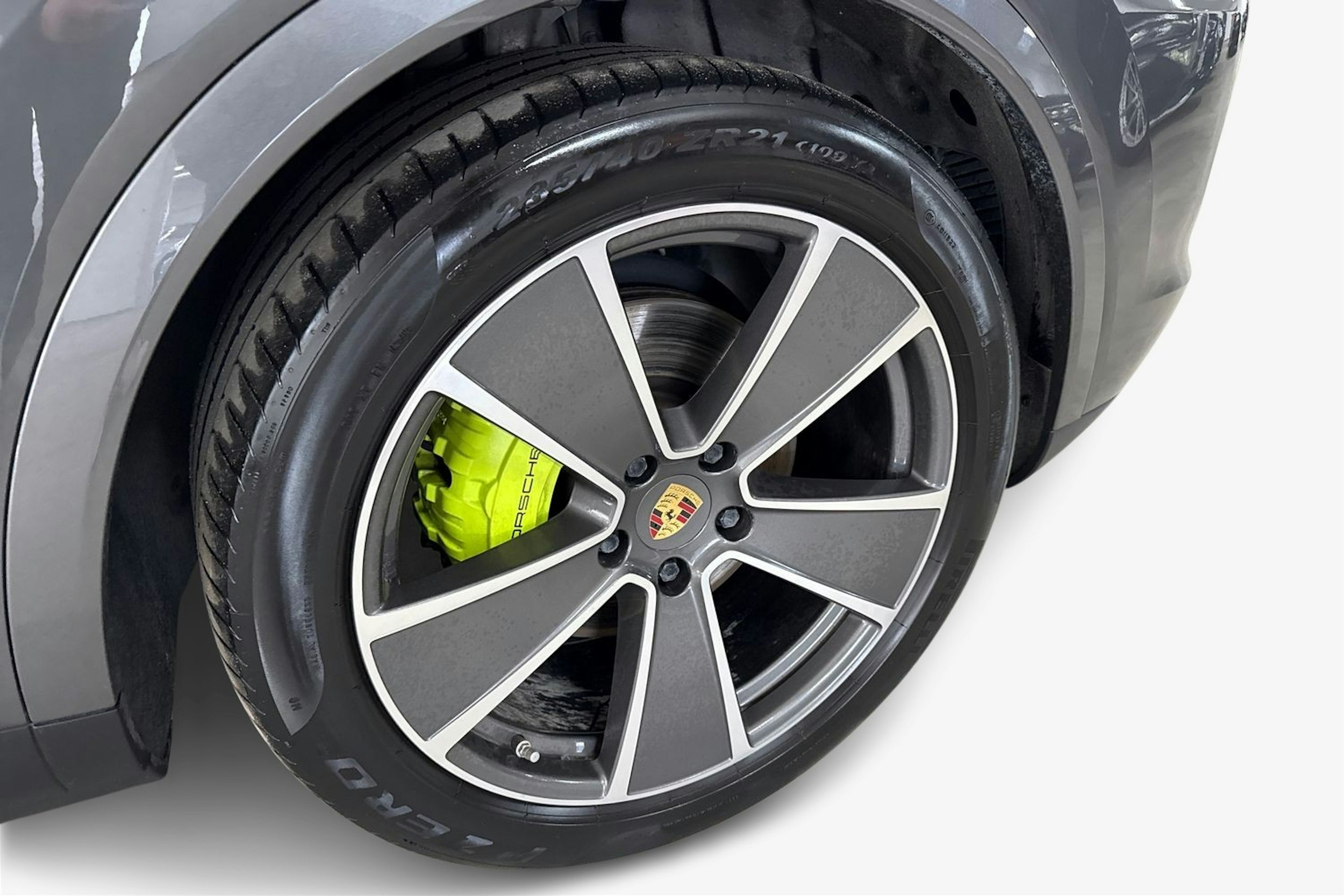 harmaa Porsche Cayenne 2020 kuva 9.