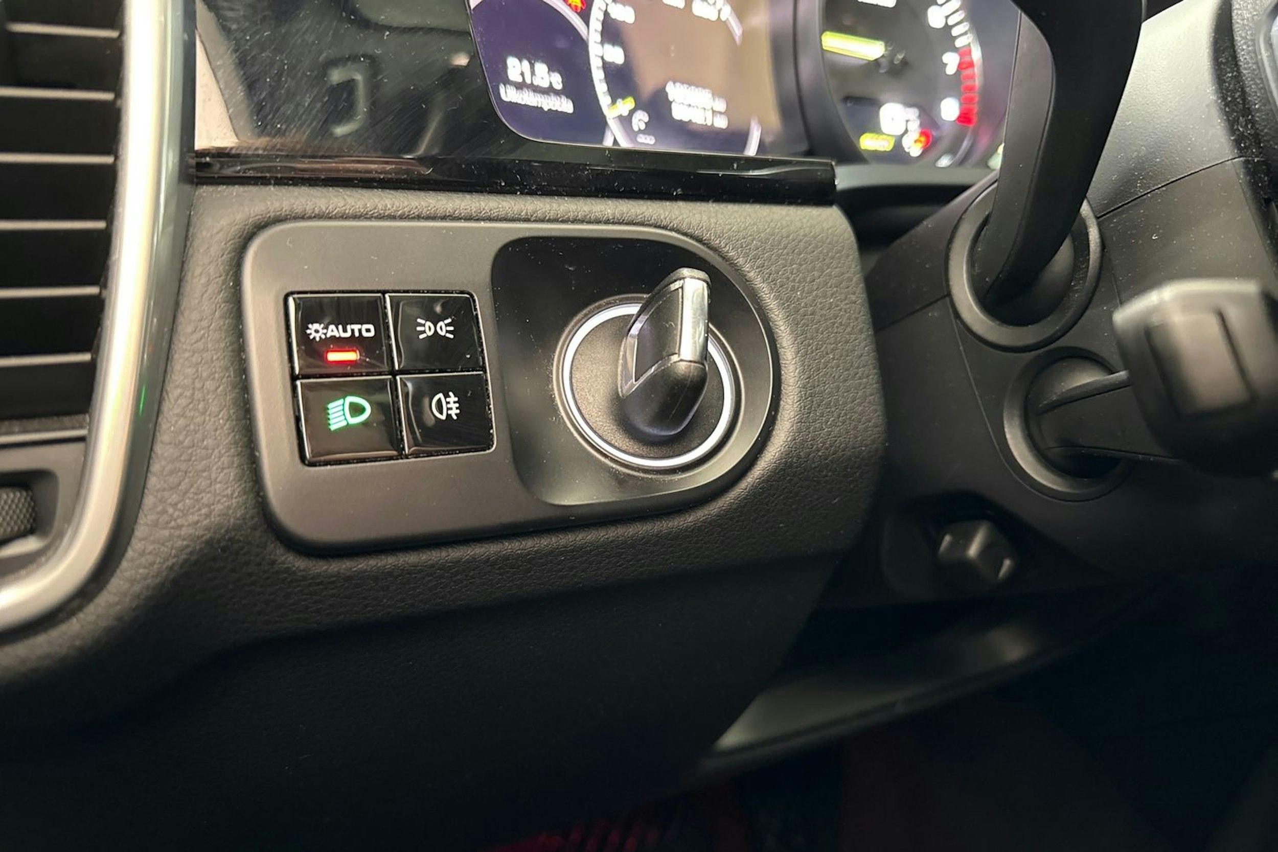 harmaa Porsche Cayenne 2020 kuva 19.