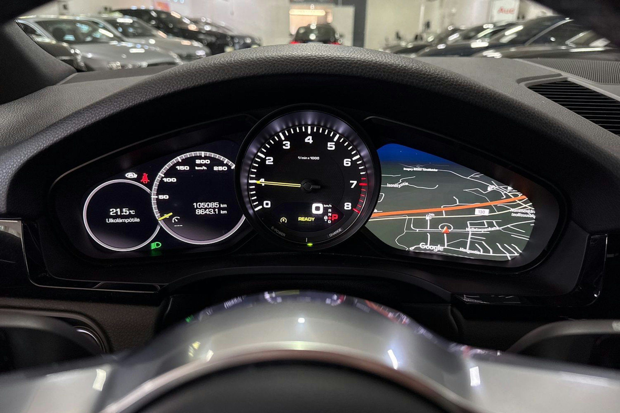 harmaa Porsche Cayenne 2020 kuva 20.