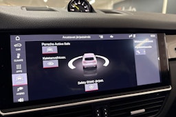 harmaa Porsche Cayenne 2020 kuva 30.