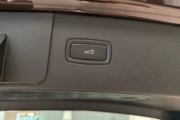 ruskea Porsche Cayenne 2020 kuva 14.