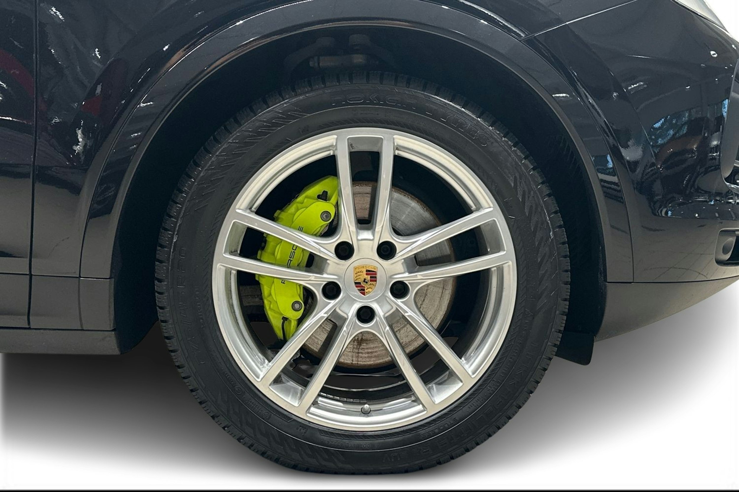 Musta Porsche Cayenne 2020 kuva 9.