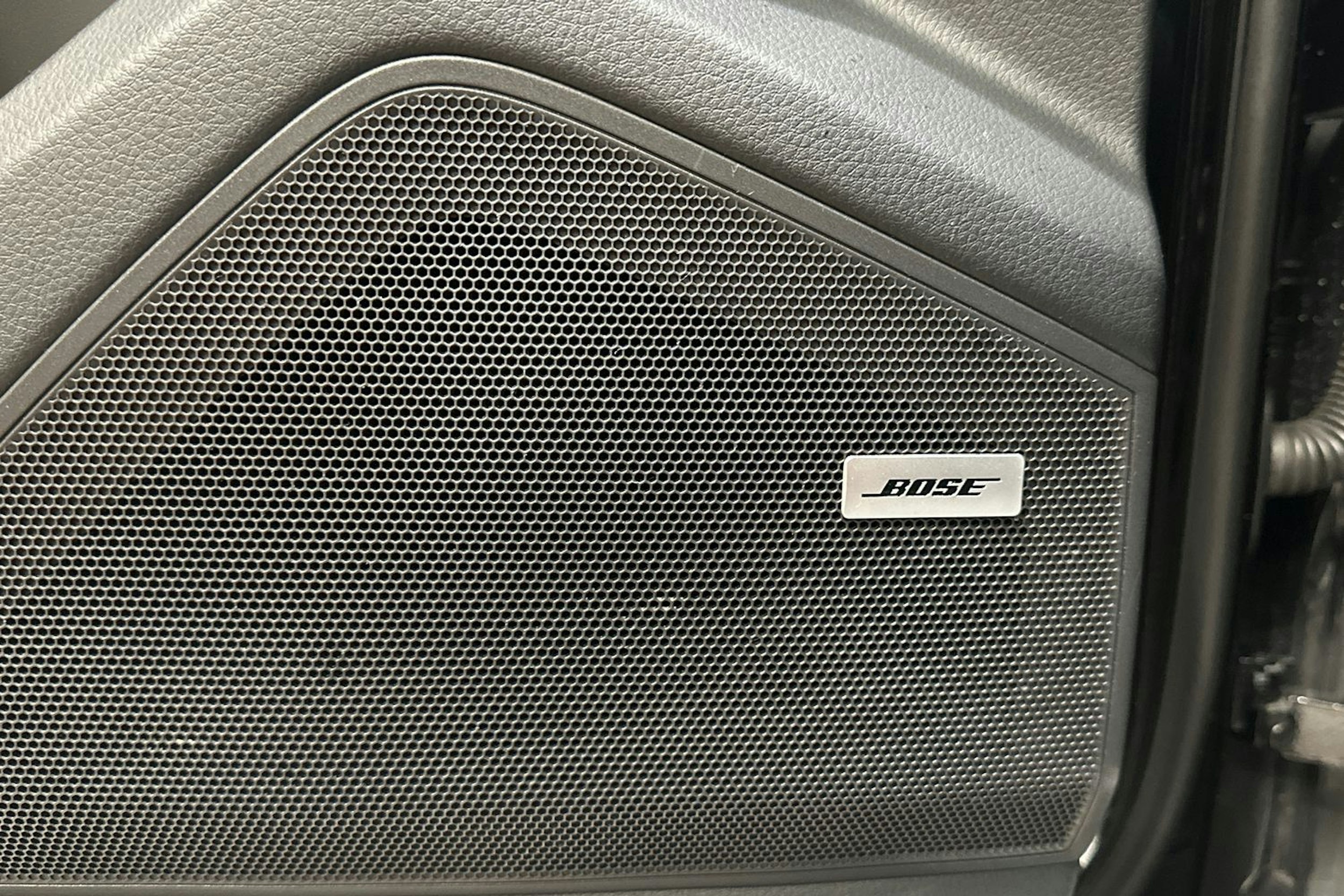 Musta Porsche Cayenne 2020 kuva 16.