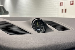 Musta Porsche Cayenne 2020 kuva 19.