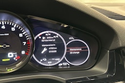 Musta Porsche Cayenne 2020 kuva 24.