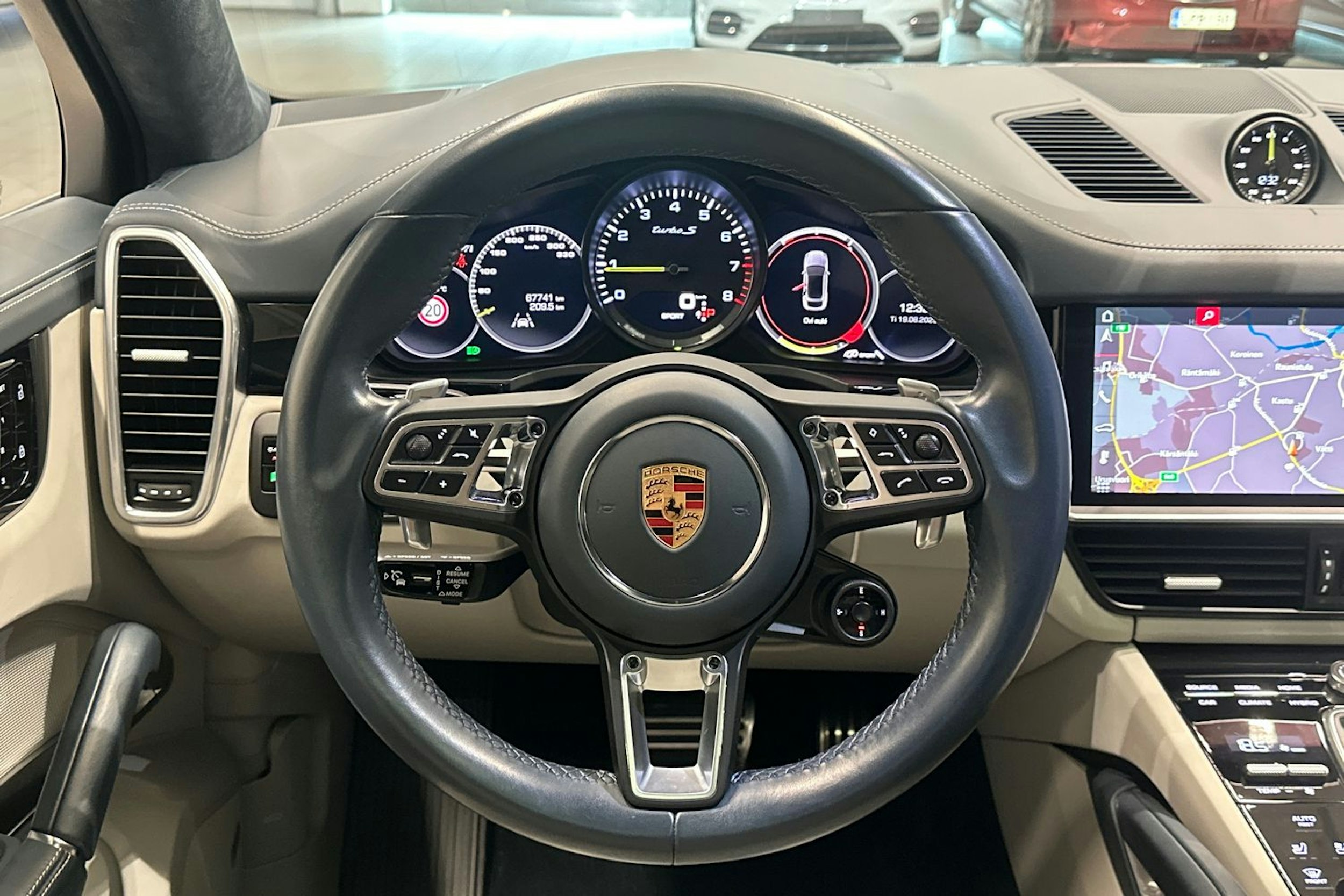 hopea Porsche Cayenne 2020 kuva 10.