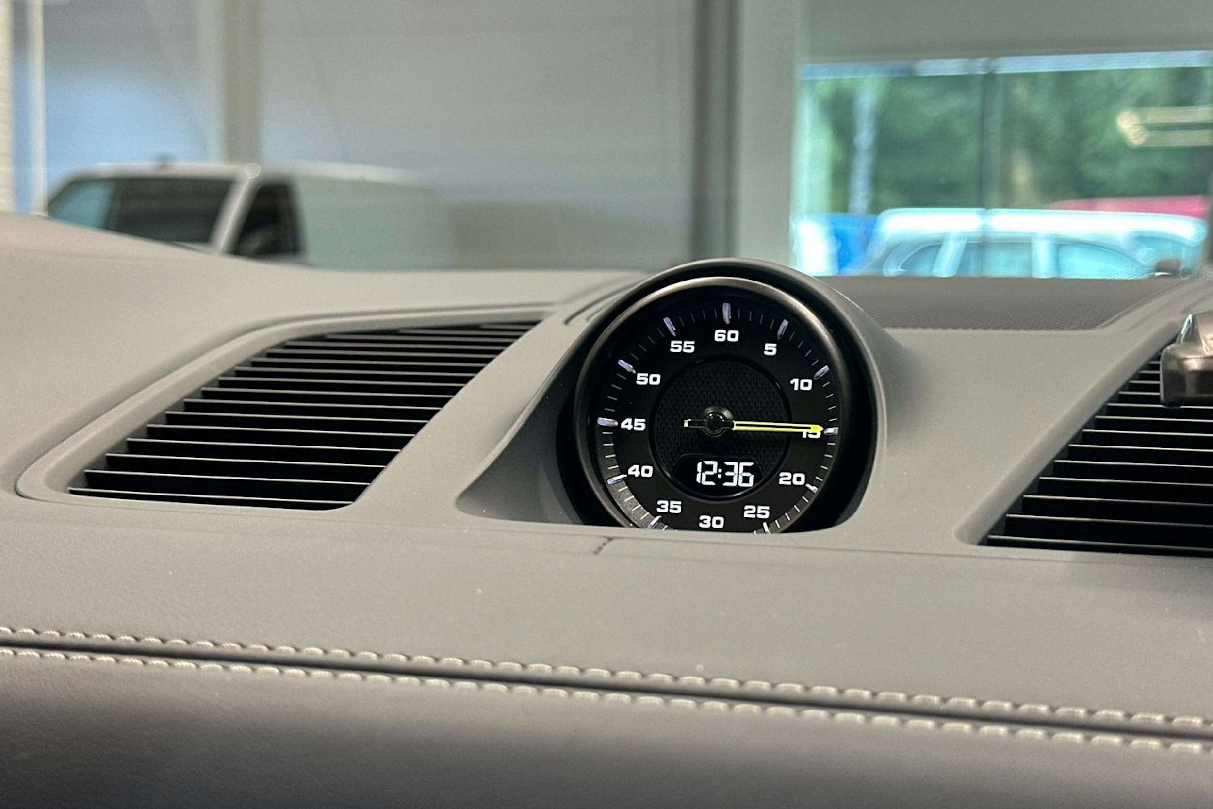 hopea Porsche Cayenne 2020 kuva 22.