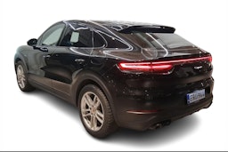 Musta Porsche Cayenne 2020 kuva 2.