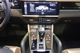 Musta Porsche Cayenne 2020 kuva 14.