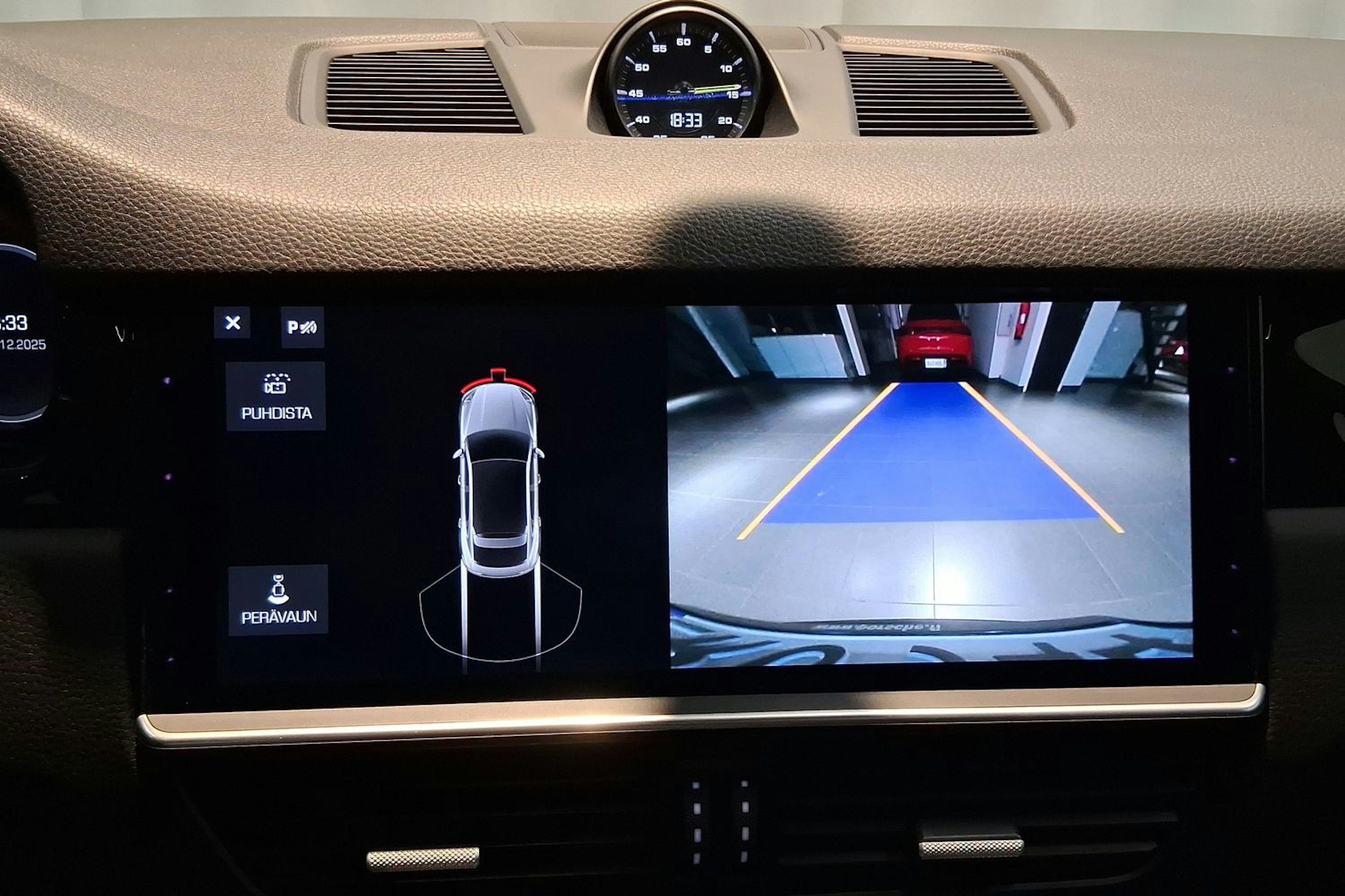 Musta Porsche Cayenne 2020 kuva 15.