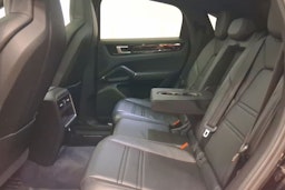 Musta Porsche Cayenne 2020 kuva 19.