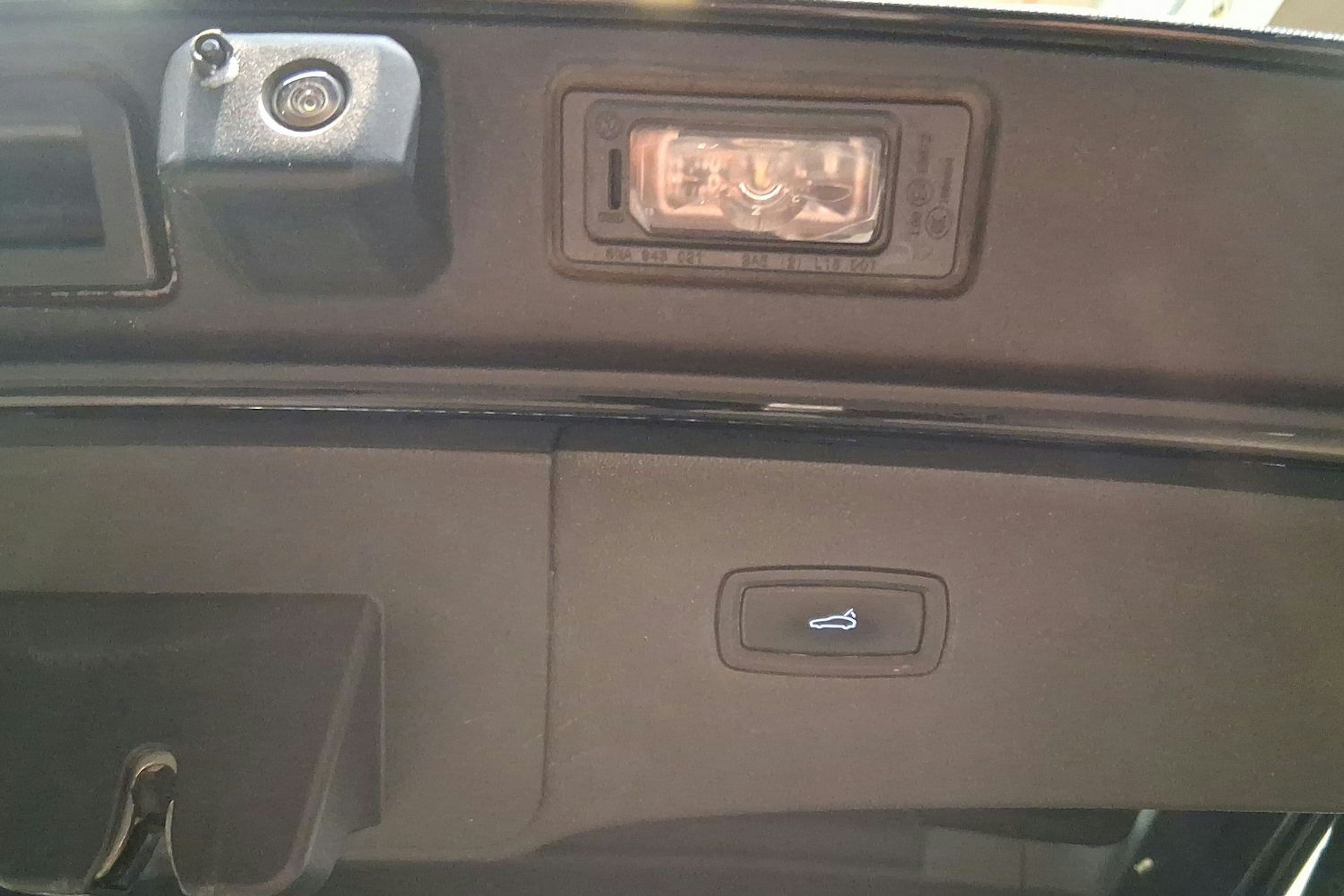 Musta Porsche Cayenne 2020 kuva 23.