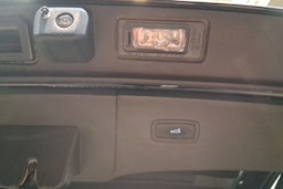 Musta Porsche Cayenne 2020 kuva 23.