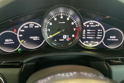 musta Porsche Cayenne 2020 kuva 13.