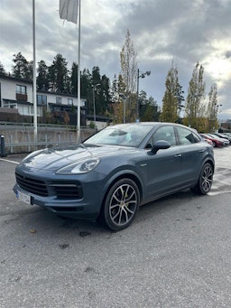 met. sininen Porsche Cayenne 2020 kuva 1.