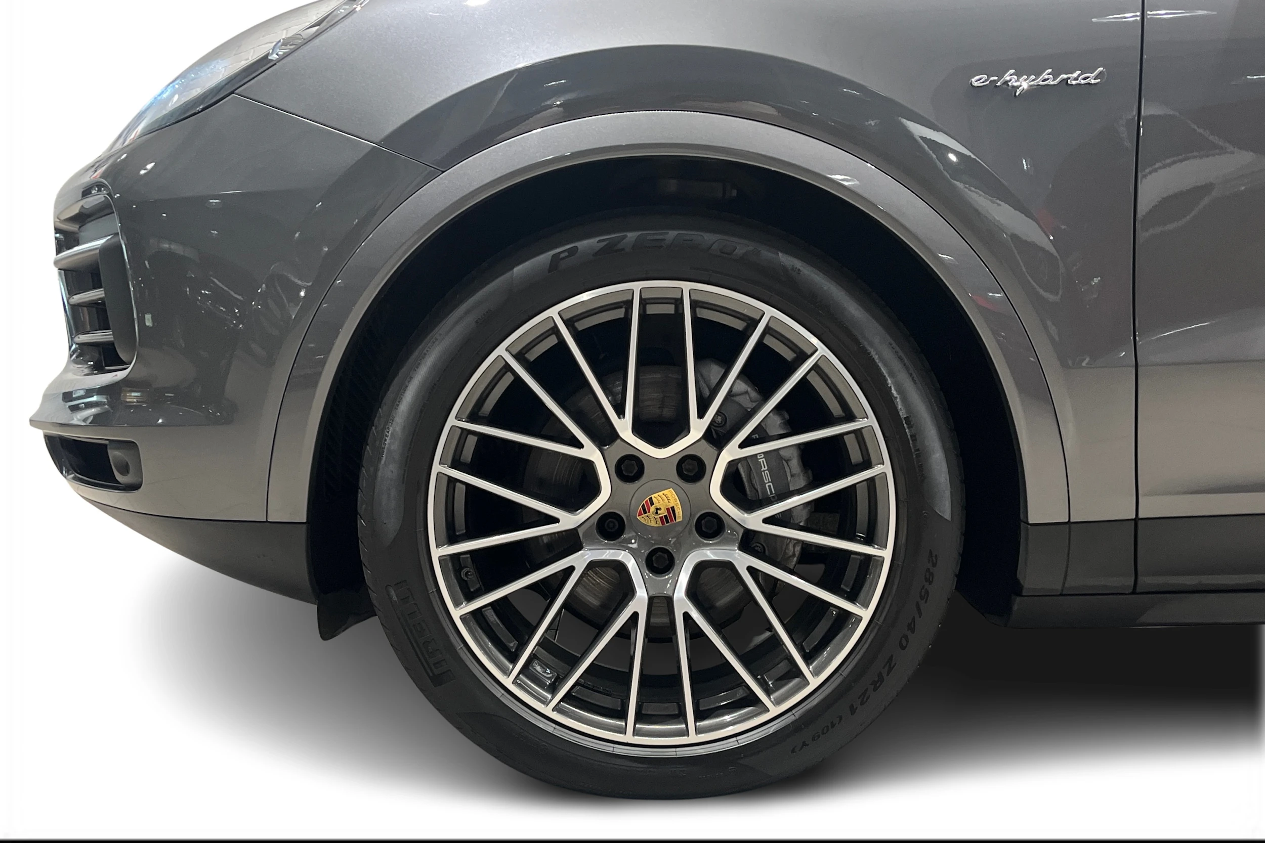 met. Harmaa Porsche Cayenne 2020 kuva 7.