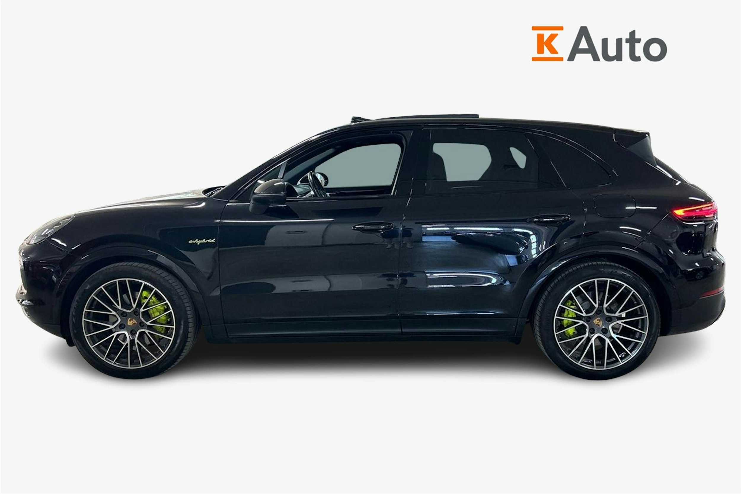 Musta Porsche Cayenne 2020 kuva 6.