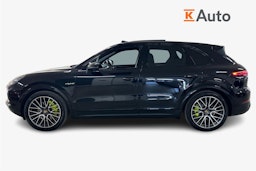 Musta Porsche Cayenne 2020 kuva 6.