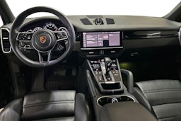 Musta Porsche Cayenne 2020 kuva 9.