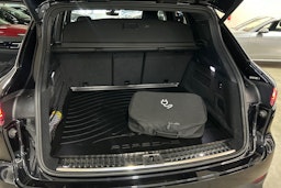 Musta Porsche Cayenne 2020 kuva 14.