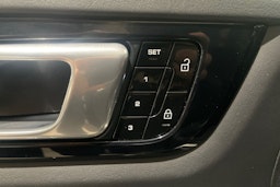 harmaa Porsche Cayenne 2020 kuva 16.