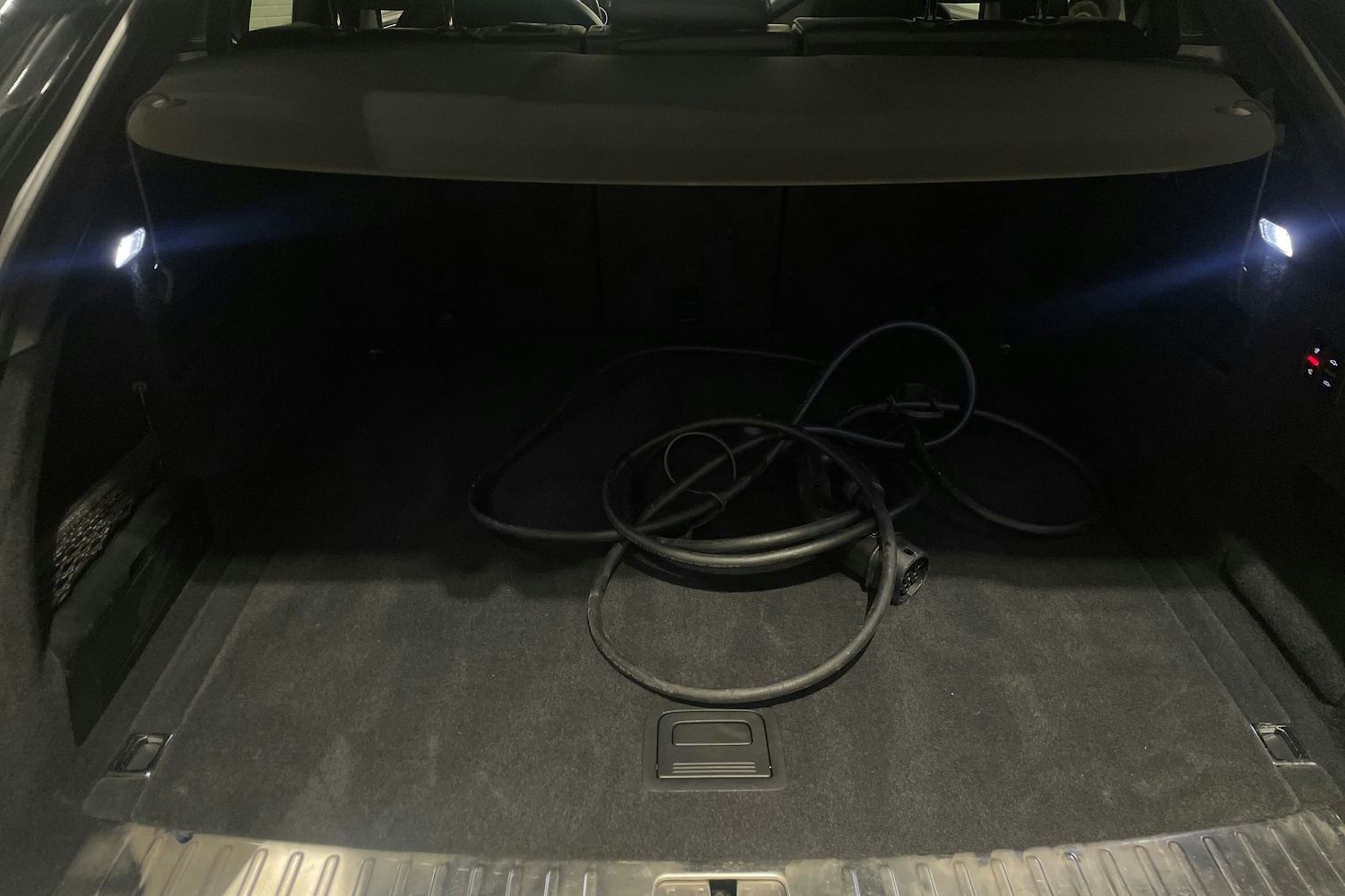 harmaa Porsche Cayenne 2020 kuva 20.