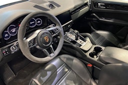 harmaa Porsche Cayenne 2020 kuva 6.