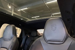 harmaa Porsche Cayenne 2020 kuva 14.